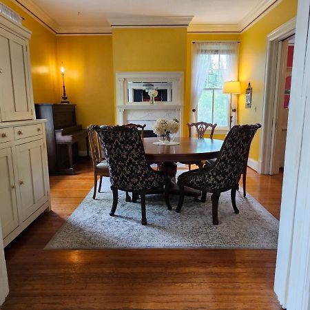 Winridge Manor Bed and Breakfast Madison Heights Eksteriør billede